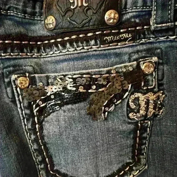 Miss Me Sz 32 (US 14) Inseam 25 1/2 Capri Jeans Style # JE5456P - Picture 3 of 9